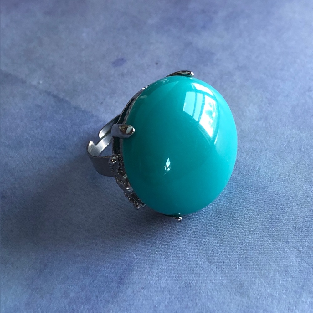 🌺 3/$12 Large Button Ring